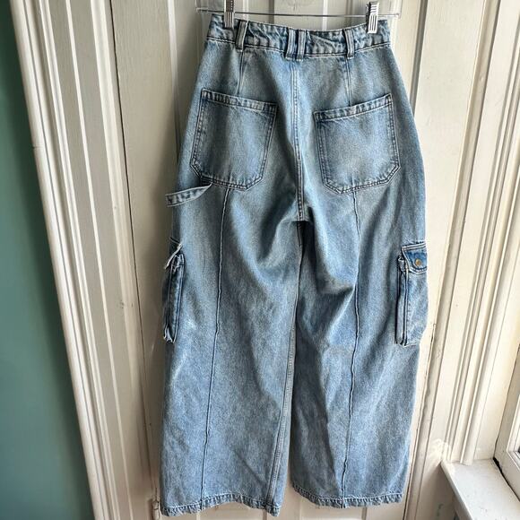 Heavy Manners Wide Leg Cargo Jeans - Picture 9 of 11